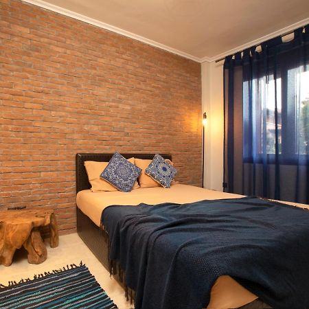 Porto Thea Alexandra Shared Pool Villa, 阿菲托斯 外观 照片