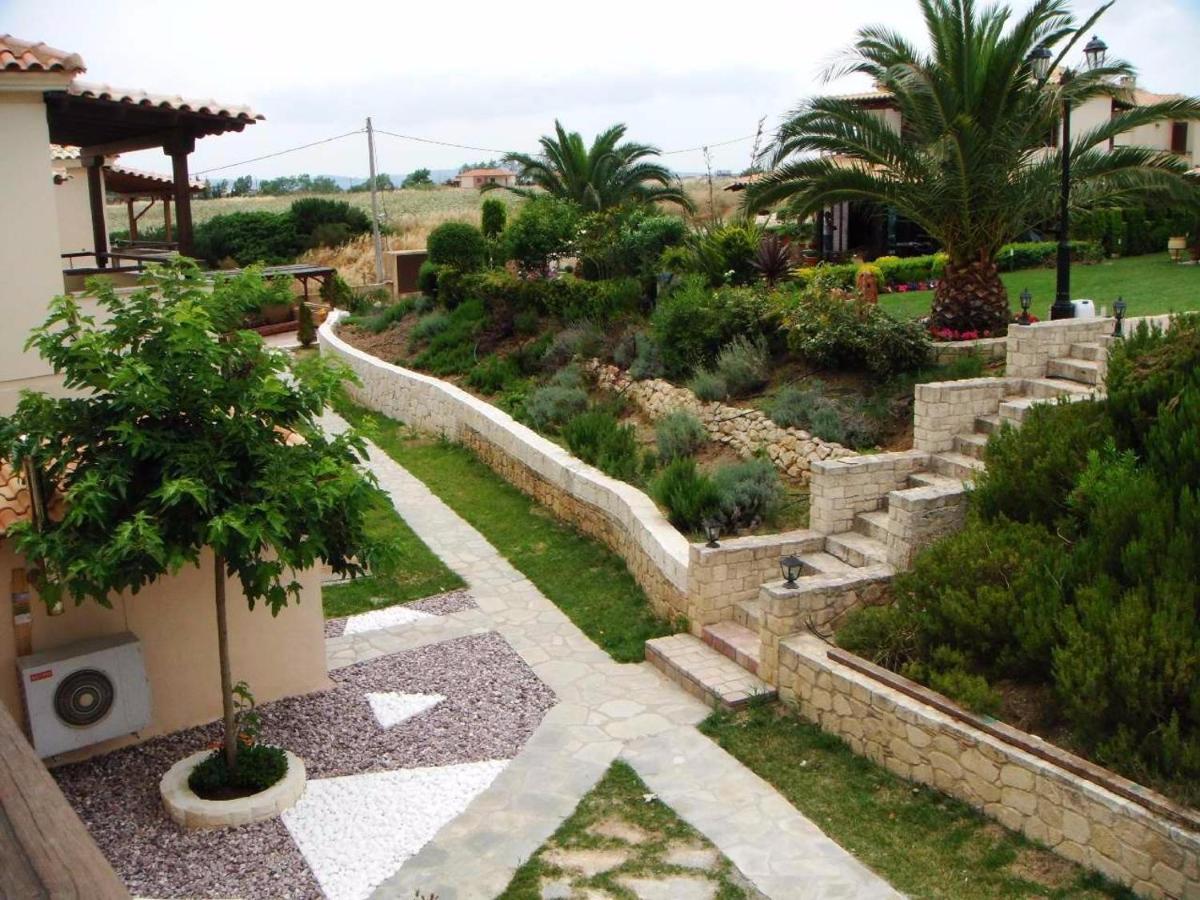 Porto Thea Alexandra Shared Pool Villa, 阿菲托斯 外观 照片