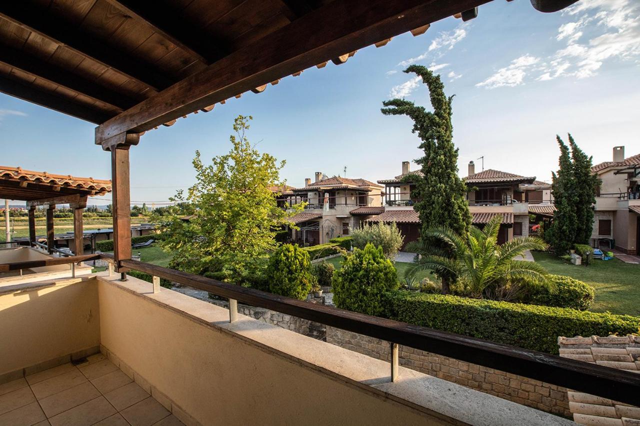 Porto Thea Alexandra Shared Pool Villa, 阿菲托斯 外观 照片