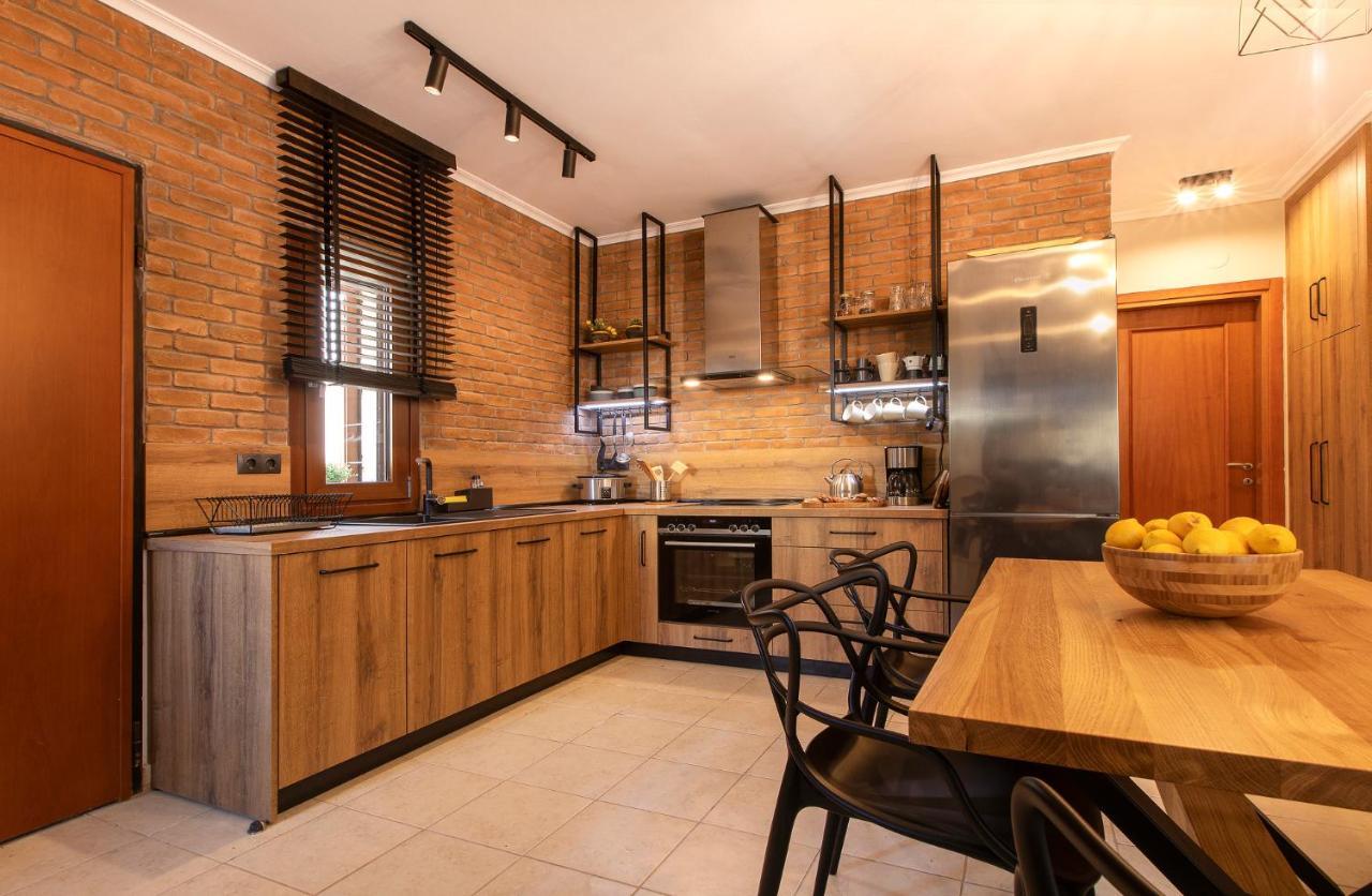 Porto Thea Alexandra Shared Pool Villa, 阿菲托斯 外观 照片